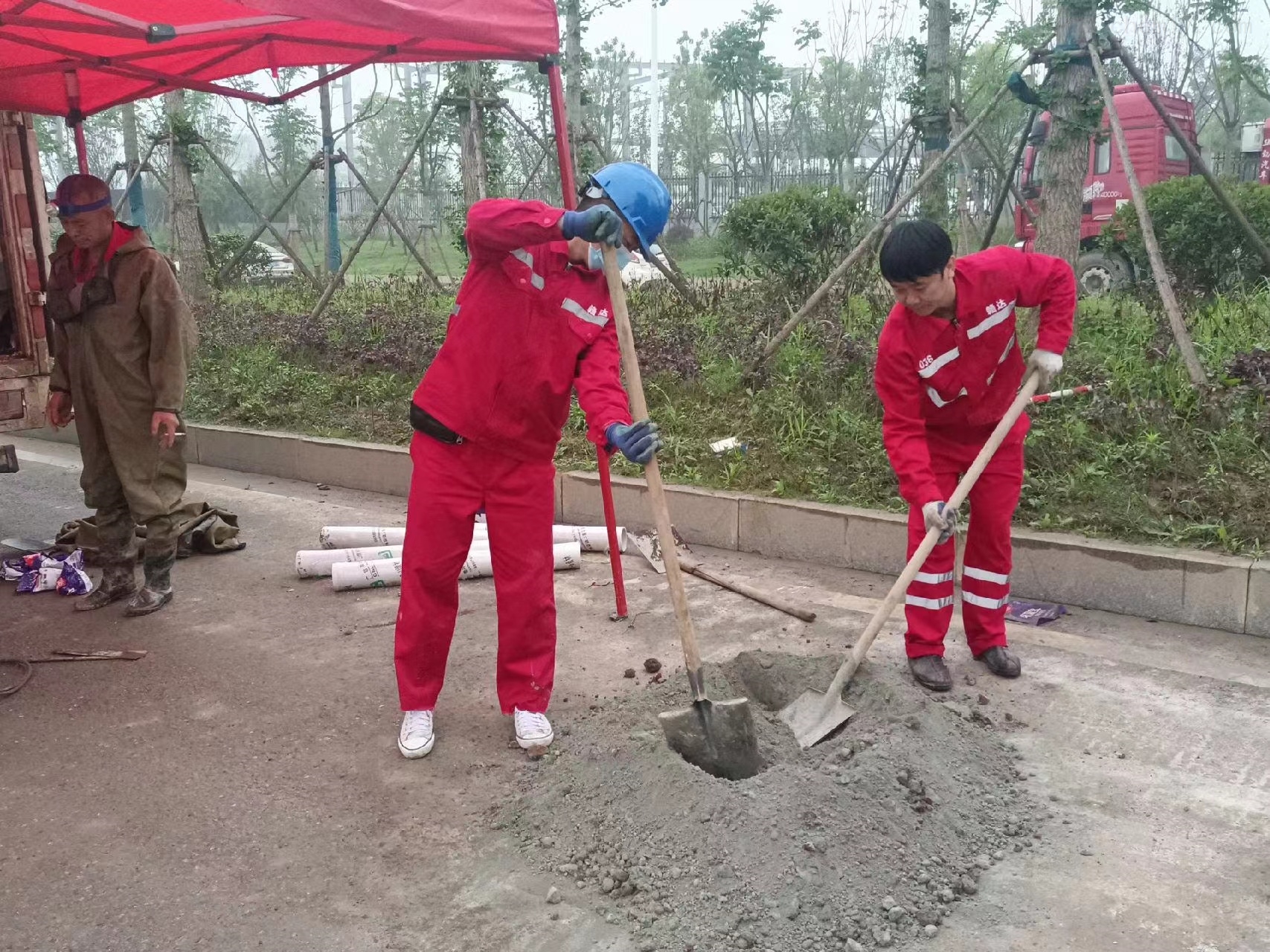 涞源管道疏通哪家好】及时进行市政管道清淤